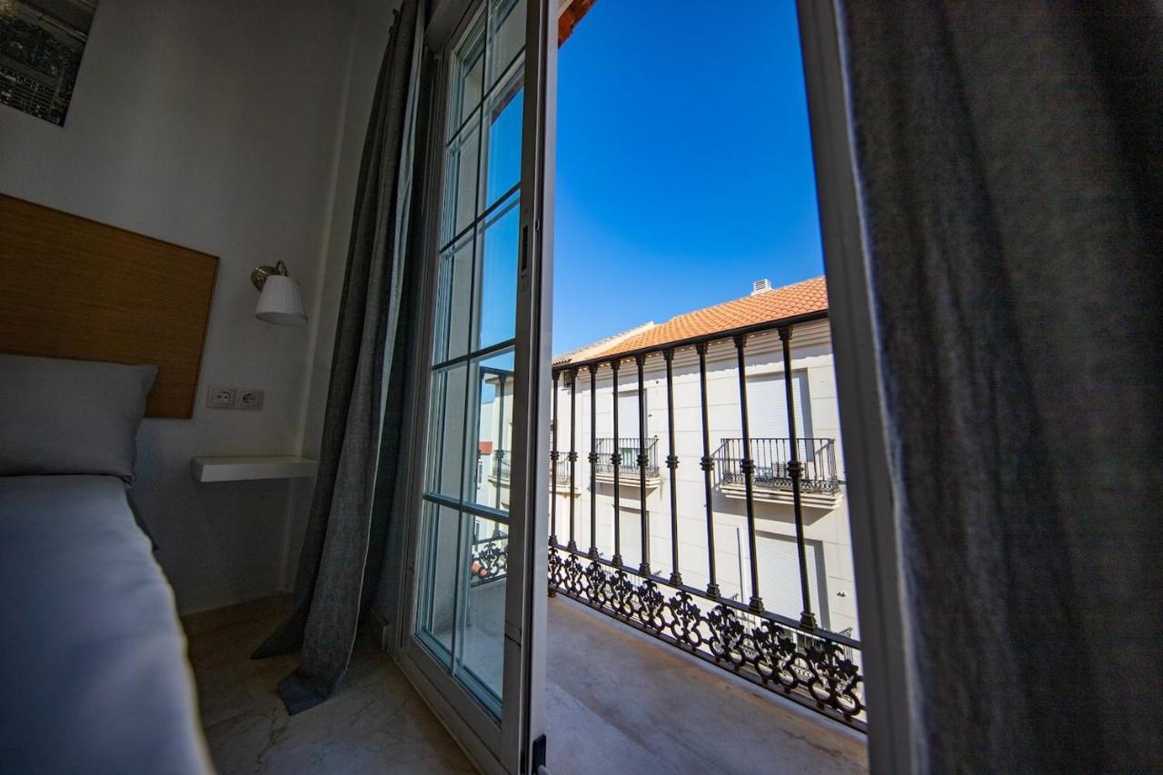 Ferienwohnung Private Rooftop & Elegant Studio - Center By Rems Málaga Exterior foto